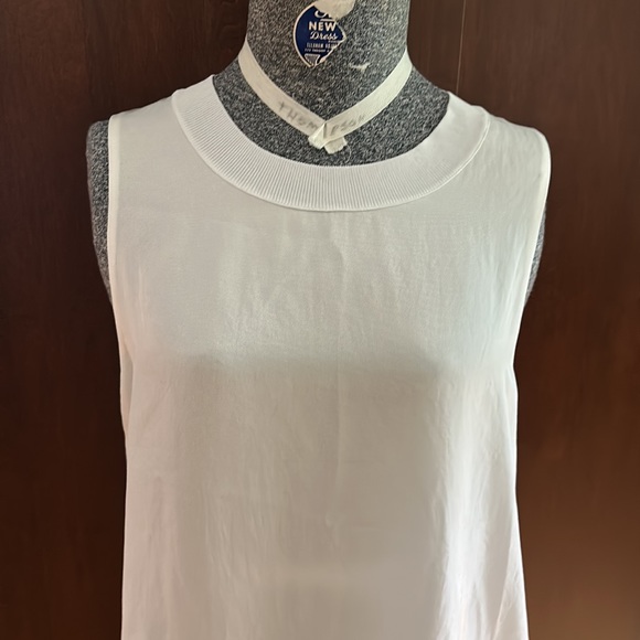 Vince Sleeveless Top Blouse White Size XS - Picture 3 of 9